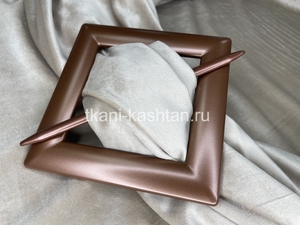 КВАДРАТ (КР) ЗАКОЛКА 03-04